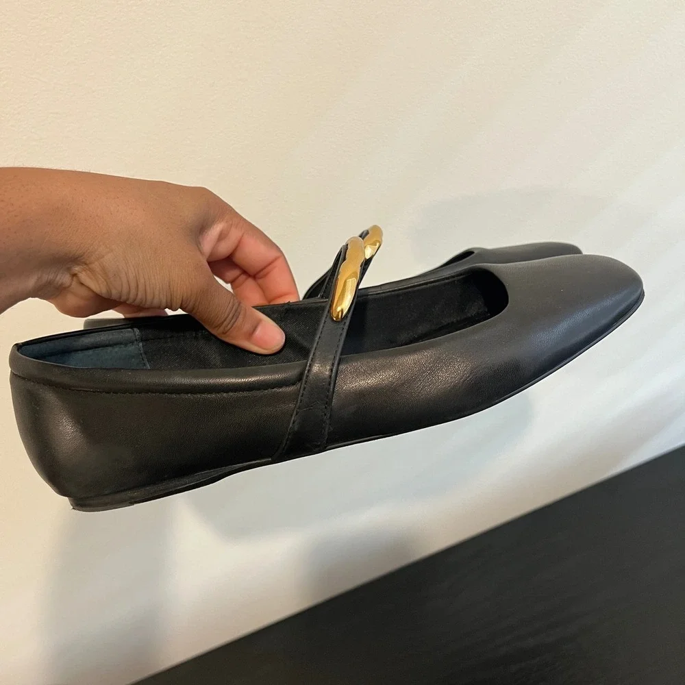 Dolce Vita Radya Black Leather Ballet Flats Mary Jane Gold Metal Accent Size 8.5